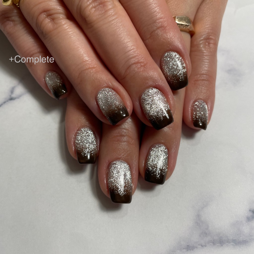 ネイルアートコースの施術例